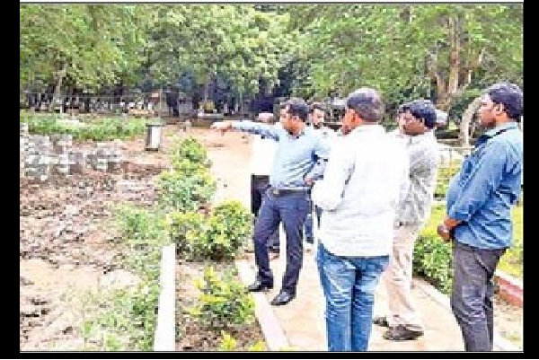 లేజర్ షో పనులు వేగవంతం