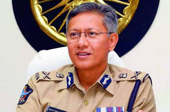 బాణసంచా విక్రయాలకు అనుమతి తప్పనిసరి :సీపీ