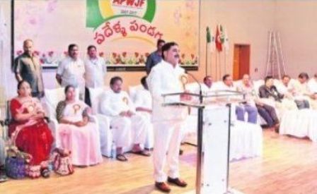 జర్నలిస్ట్ లు వృత్తి నైపుణ్యాన్ని పెంపొందిచుకోవాలి