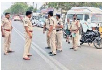 పోలీసుల స్పెషల్ డ్రైవ్