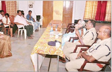 54 మంది ఈవ్ టీజర్లకు కౌన్సెలింగ్
