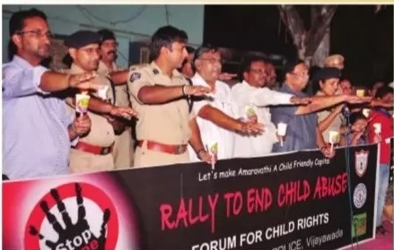 కొవ్వొత్తుల ర్యాలీ