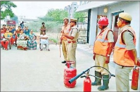 మహిళలకు కనీస అవగాహన ఉండాలి