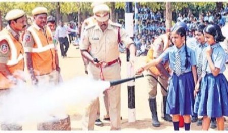 మంటలు ఆర్పే విధానంపై అవగాహన
