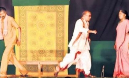 ప్రక్షక ఆదరణతోనే నాటకరంగం సజీవం