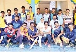 రాష్ట్ర స్థాయి సాఫ్ట్ బాల్ పోటీలకు జిల్లా జట్లు
