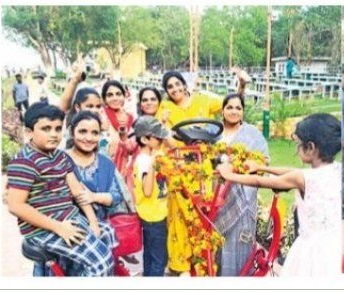 భవాని ఐలాండ్ లో ..!  జాయ్... ఎంజాయ్..!