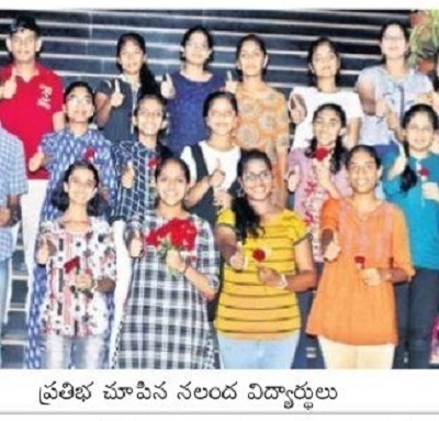 సీబీఎస్ఈ ఫలితాల్లో సత్తా చాటిన విద్యార్థులు