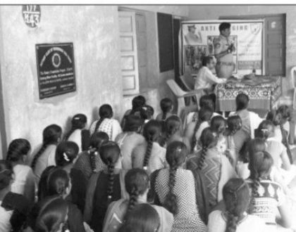 ర్యాగింగ్ చట్టరీత్యా నేరం