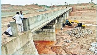 కృష్ణమ్మ చెంతకు గోదావరి