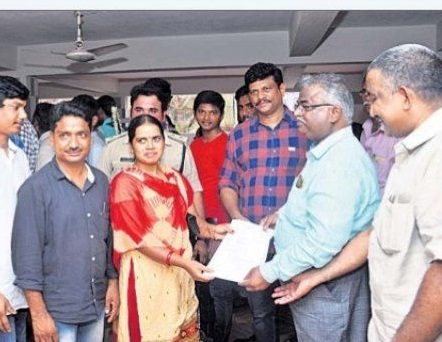 లాస్ట్ చాన్స్...!