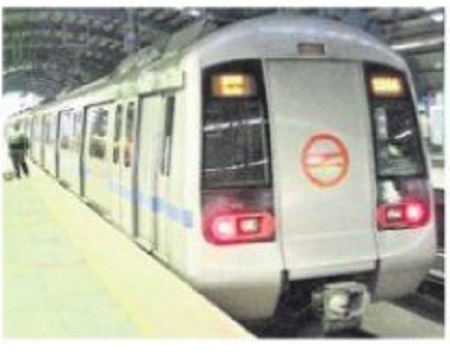 పట్టాలపైకి మహా మెట్రో