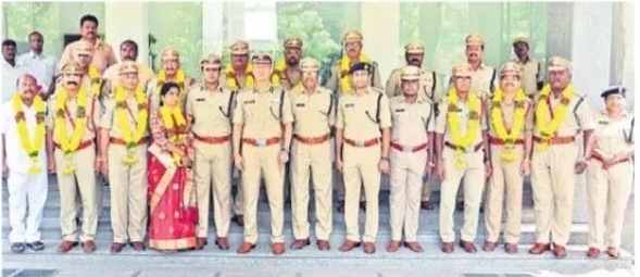 రిటైర్డ్ సిబ్బందికీ సీపీ ఆత్మీయ వీడ్కోలు