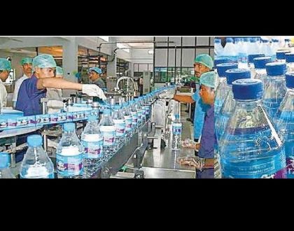 రైలు నీళ్ళు తక్కువ ధరకే ప్రయాణీకులకు ప్రాణజలం