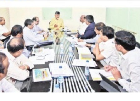 నాణ్యమైన రోడ్లు వేయండి