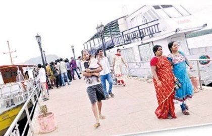 పర్యాటక ఆదాయం ఘనం