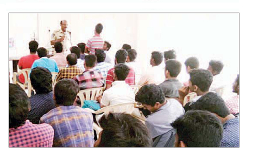 ఈవ్ టీజర్లకు కౌన్సెలింగ్