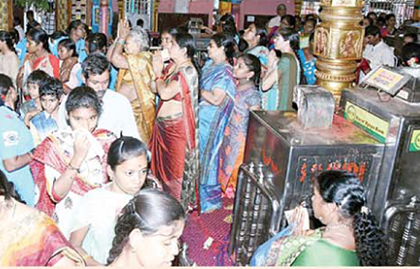 సకల సౌభాగ్య ప్రదాత వరలక్ష్మీదేవి
