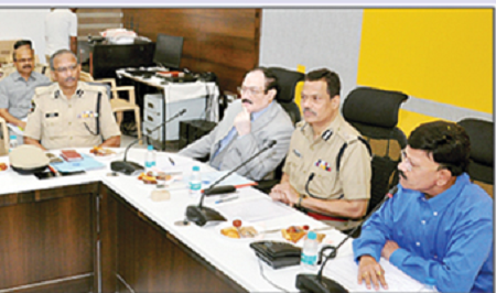 సంయుక్తంగా ప్రజలకు సత్వర సేవలు