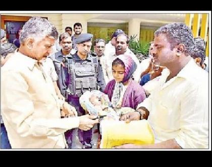 బాలుడి చికిత్సకు రూ.లక్ష