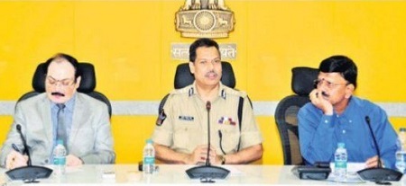 చట్టాల పట్ల పూర్తి అవగాహన ఉండాలి
