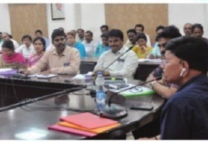 విమానాశ్రయ పనులను వేగవంతం చేయండి
