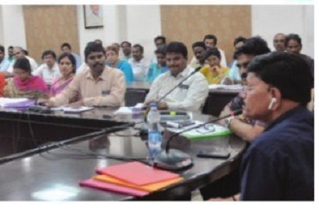 విమానాశ్రయ పనులను వేగవంతం చేయండి