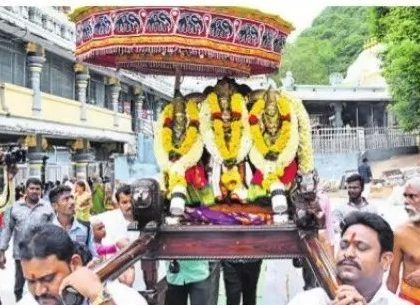 దుర్గగుడి పవిత్రోత్సవాలు ప్రారంభం