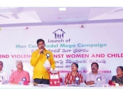 మహిళలు, బాలికలను అందరూ గౌరవించాలి