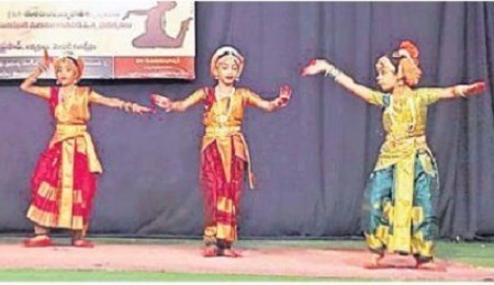 పరవశింపజేసిన పద నర్తనం