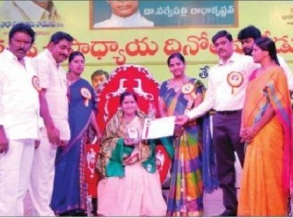 వీఎంసీ ఆధ్వర్యంలో ఘనంగా గురుపూజోత్సవం