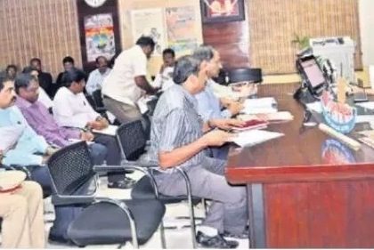కాలుష్య నివారణ చర్యలు చేపట్టాలి