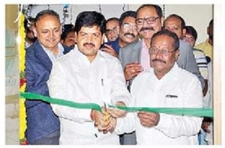 సైబర్ వాడలోకి.. మరో ఐటీ దిగ్గజం