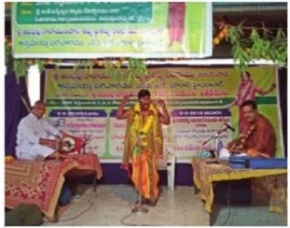 భక్తి, భాషా వికాసాన్ని కలిగించిన హరికథాగానాలు