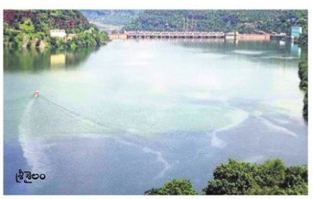 ప్రాజెక్టుల్లోకి వరద ప్రవాహం