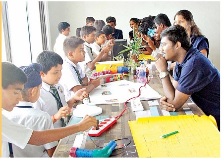 ఆలోచన చూపెట్టు... ఆవిష్కరణకు మార్కెట్టు