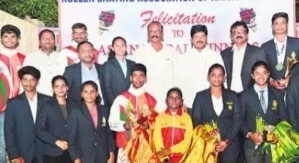 ప్రతి జిల్లాలో స్కేటింగ్ రింక్ కు కృషి