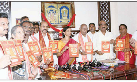 దసరా ఉత్సవాలను విజయవంతం చేయండి