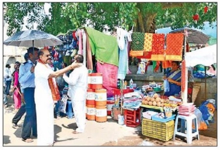 గడువులోగా దసరా ఉత్సవాల ఏర్పాట్లు