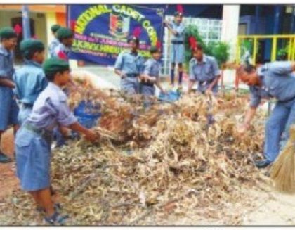 స్వచ్ఛతకై కదంతొక్కిన ఎన్సీసీ కేడేట్లు