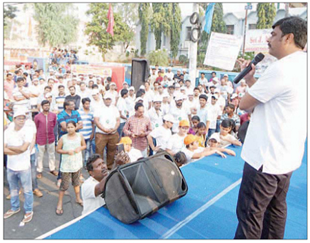 ప్లాస్టిక్ వాడకాన్ని నివారించాలి