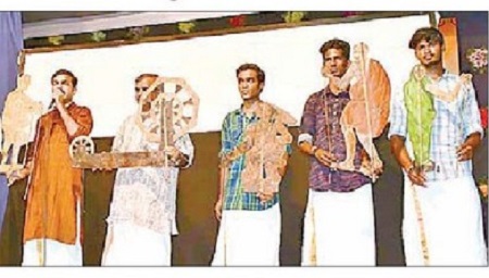 తోలుబొమ్మలాటగా గాంధీ జీవితచరిత్ర