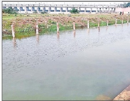 దుర్గమ్మ భక్తుల పుణ్య స్నానాలకు..  కృష్ణవేణి ఘాట్ కు 10 క్యూసెక్కులు
