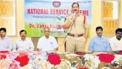 గాంధీజీ ఆశయ సాధనకు కృషి చేయాలి