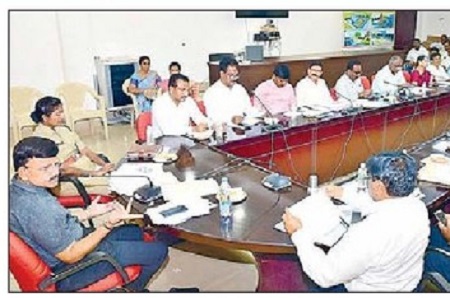 మార్చి నాటికి అభివృద్ధి పనుల పూర్తి