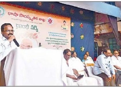 మహాత్ముడికి కవితా నీరాజనం