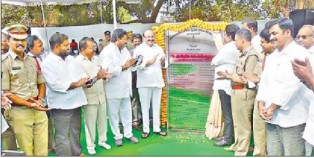 అత్యాధునికంగా పోలీసుస్టేషన్ ల నిర్మాణం