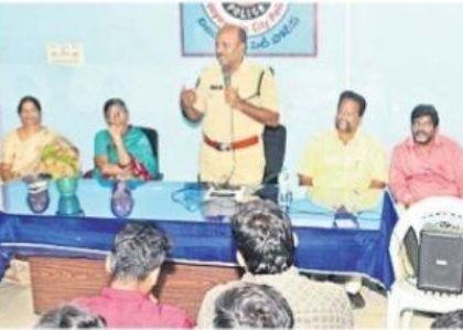 మహిళల రక్షణకు ప్రాధాన్యం