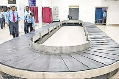 నెలలో లక్ష మంది ప్రయాణికుల రాకపోకలు
