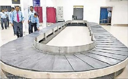 నెలలో లక్ష మంది ప్రయాణికుల రాకపోకలు